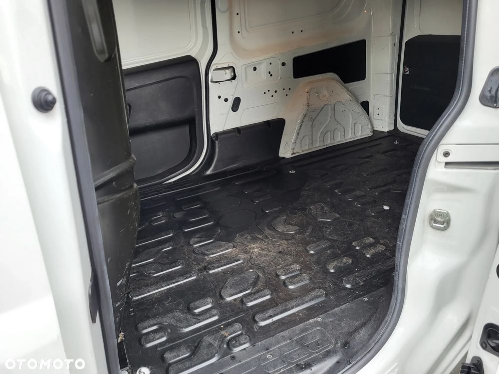 Fiat Doblo - 13