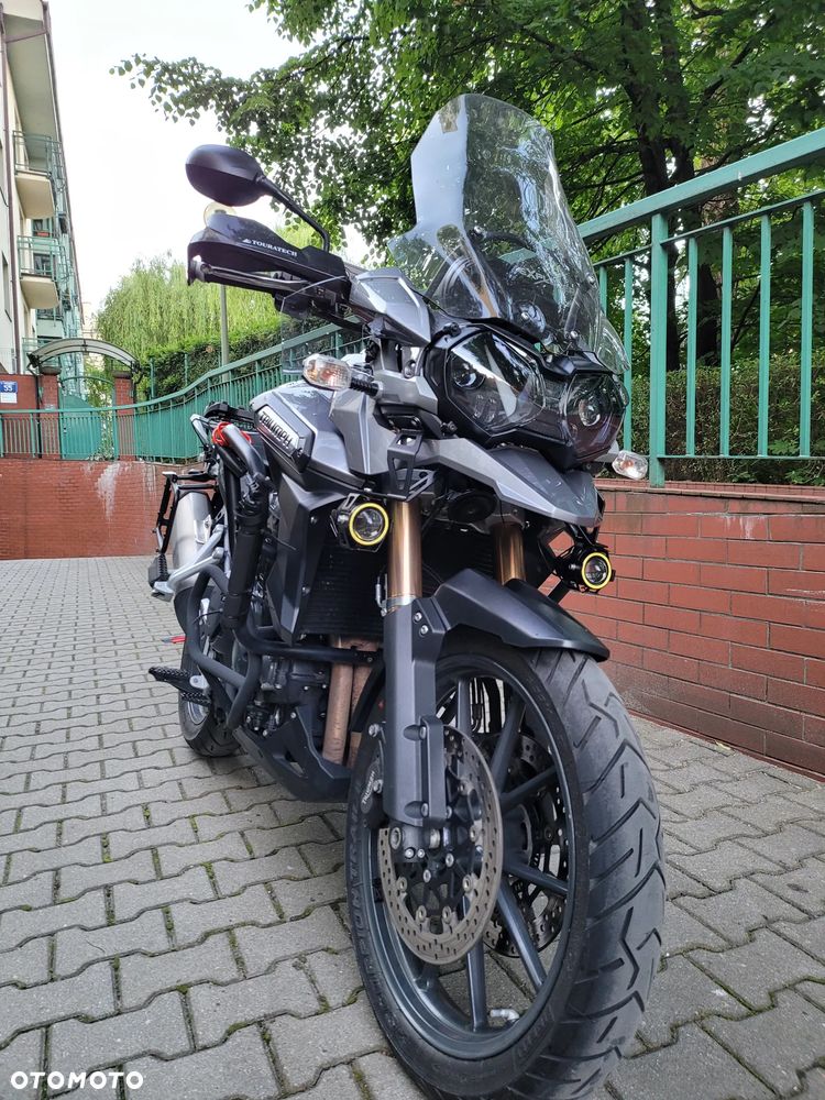 Triumph Tiger - 11
