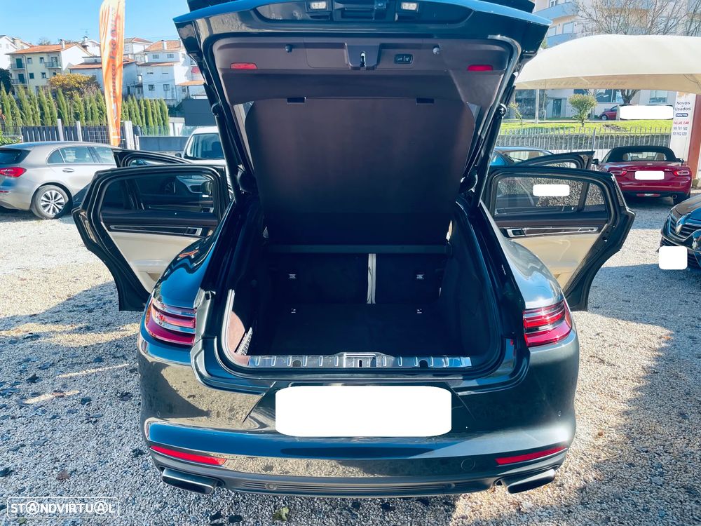 Porsche Panamera 4 E-Hybrid Platinum Edition - 13
