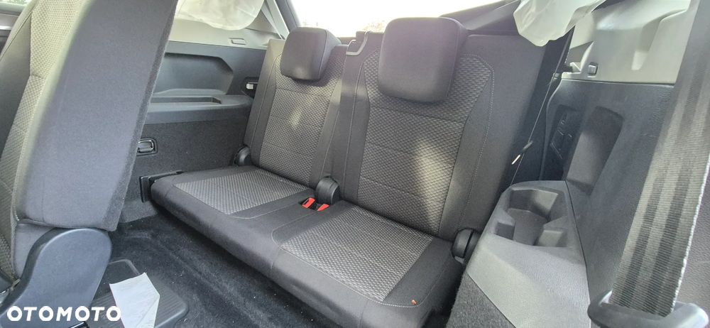 Volkswagen Tiguan - 30