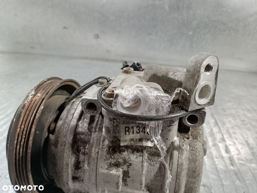 POMPA, SPRĘŻARKA KLIMATYZACJI KIA SHUMA II 1.6 16v BENZYNA SEDAN - 4