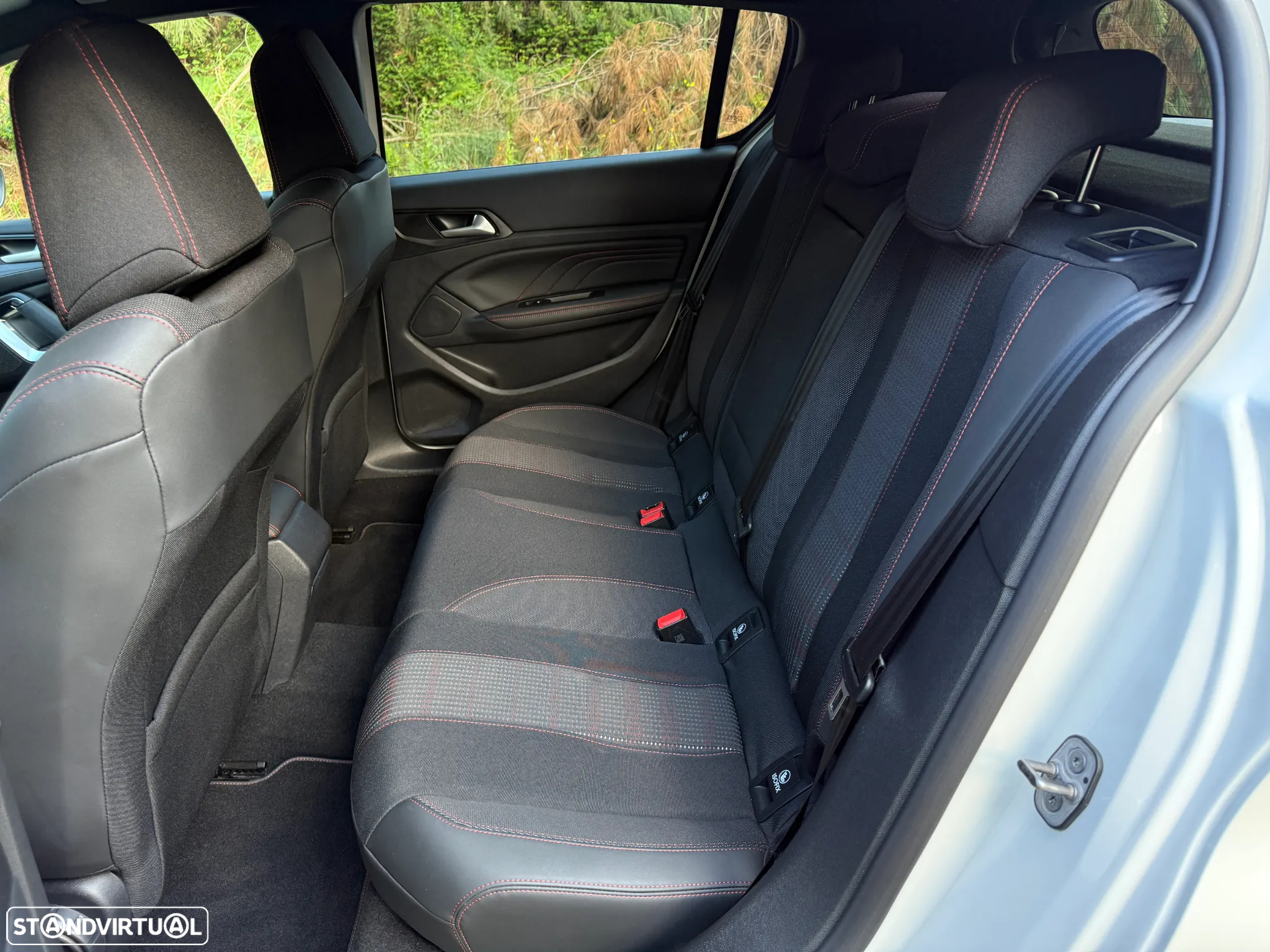 Peugeot 308 1.5 BlueHDi GT Line EAT8 - 26