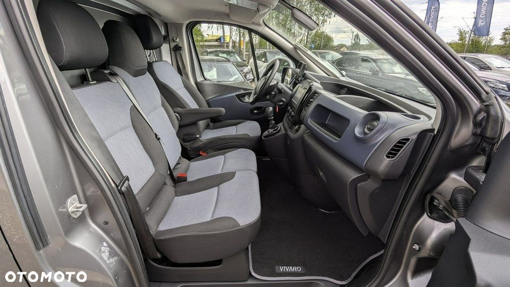 Opel Vivaro - 18