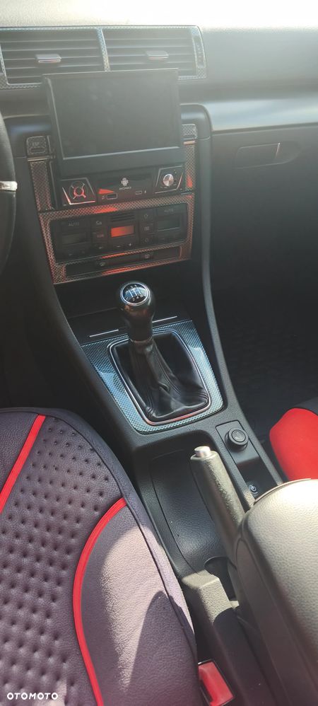 Audi A4 Avant 1.6 - 13