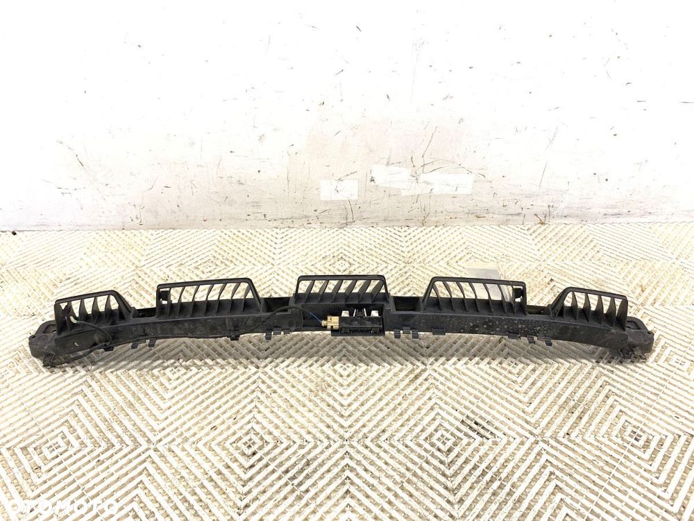 ŚLIZG ZDERZAKA TYŁ ŚRODKOWY  SKODA KAROQ (NU7, ND7) 2017 - 2022 2.0 TSI 4x4 140 kW [190 KM] - 2