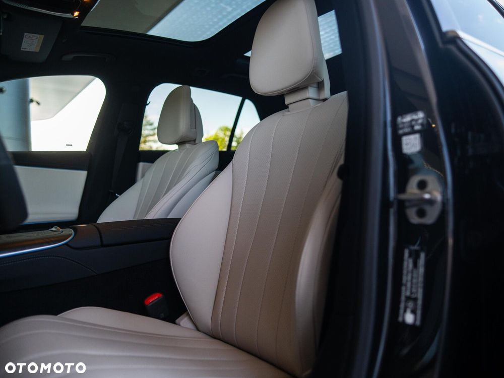 Mercedes-Benz Klasa E - 9