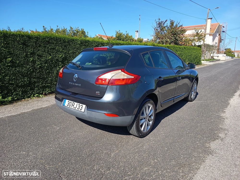 Renault Mégane 1.5 dCi Dynamique - 11