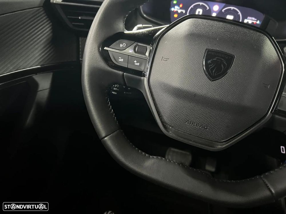 Peugeot 2008 1.2 PureTech Allure Pack EAT8 - 25