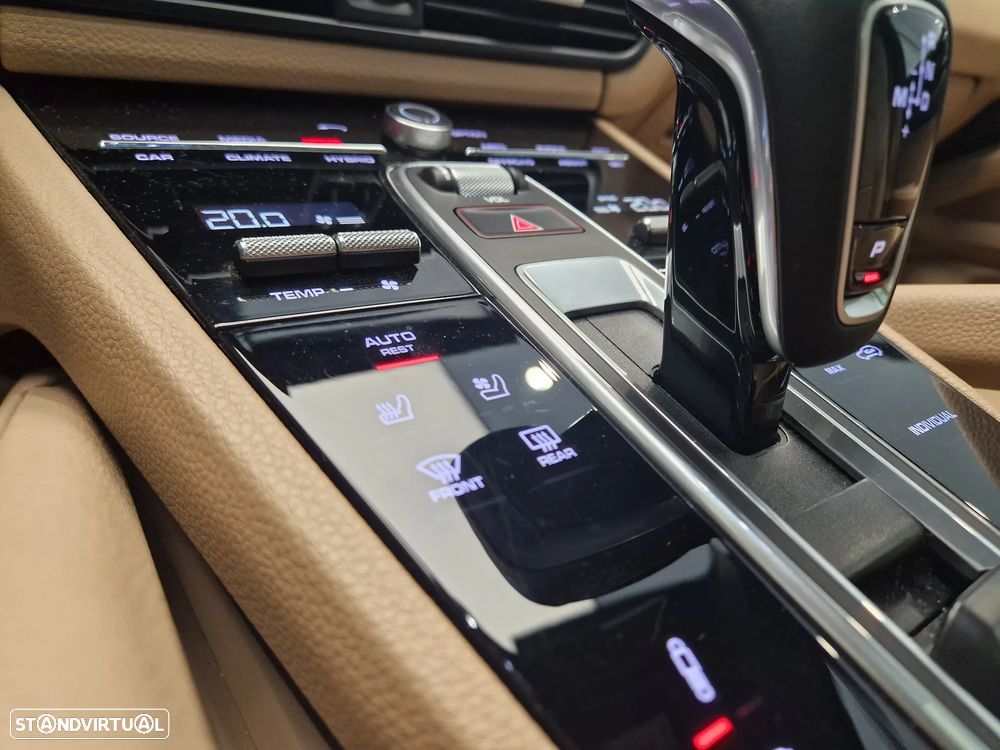 Porsche Cayenne E-Hybrid - 27