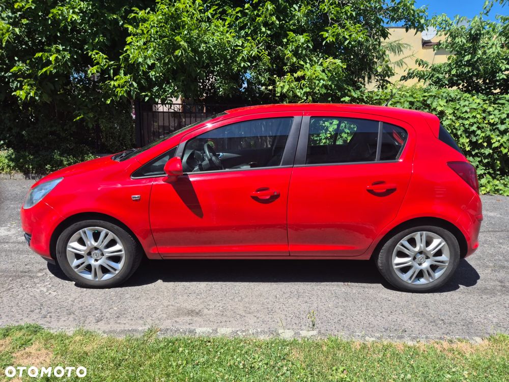 Opel Corsa 1.4 16V Innovation - 8