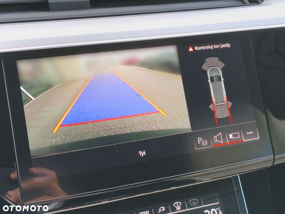Audi e-tron 50 Quattro S Line - 32