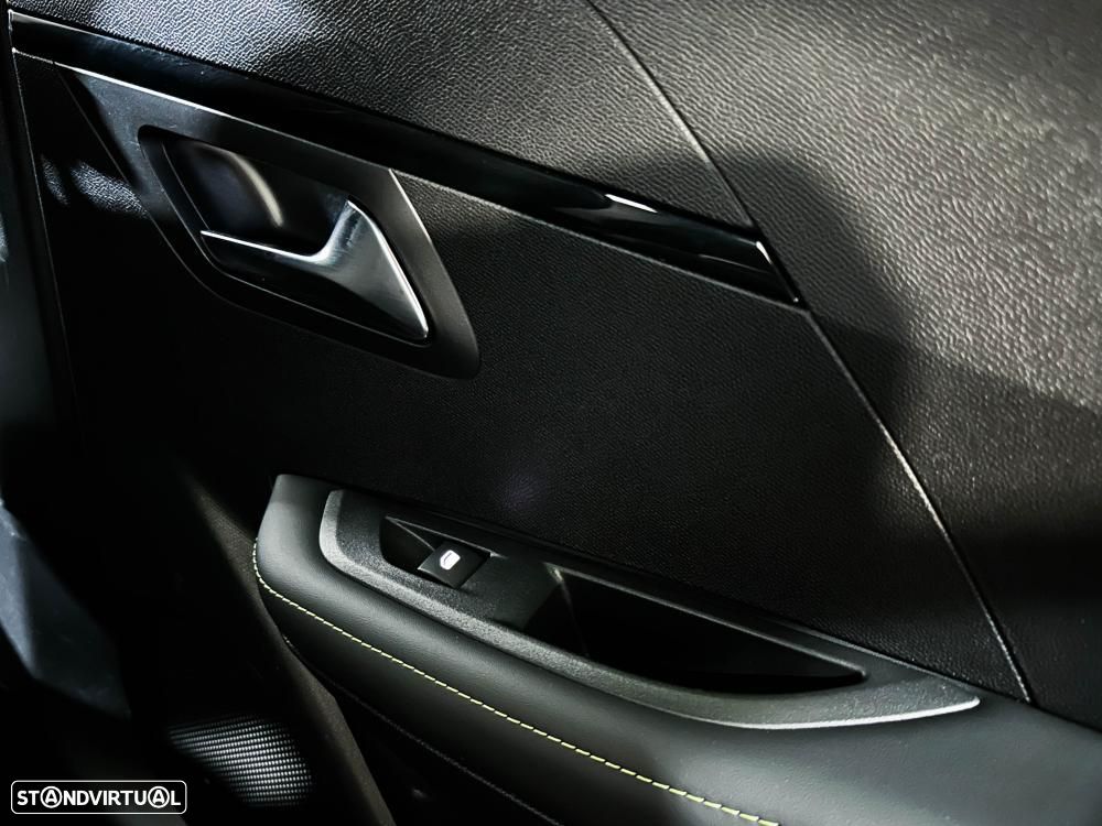 Peugeot e-208 51 kWh GT - 27