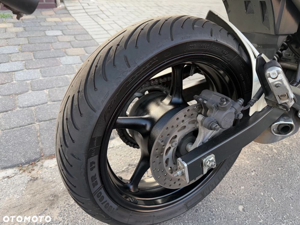 Yamaha XJ - 17