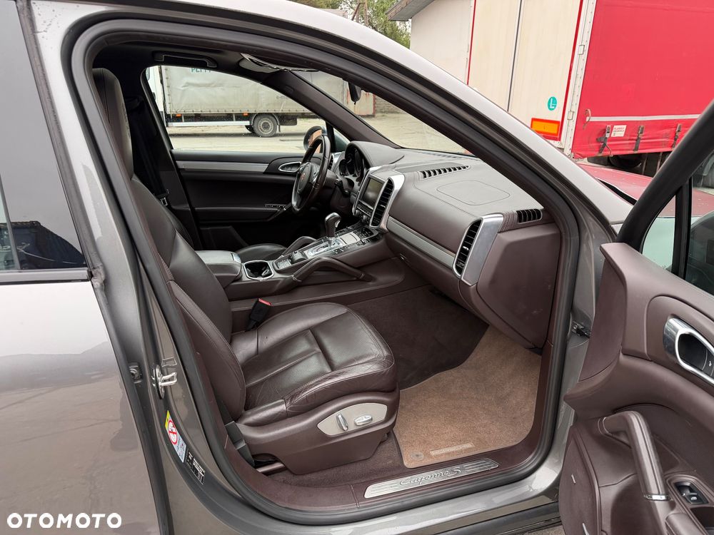 Porsche Cayenne S Diesel - 11