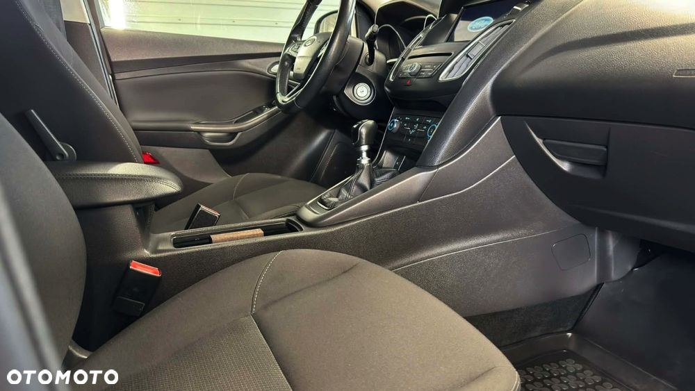 Ford Focus 2.0 TDCi Trend ASS - 11