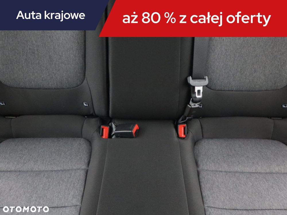 Kia Stonic - 12