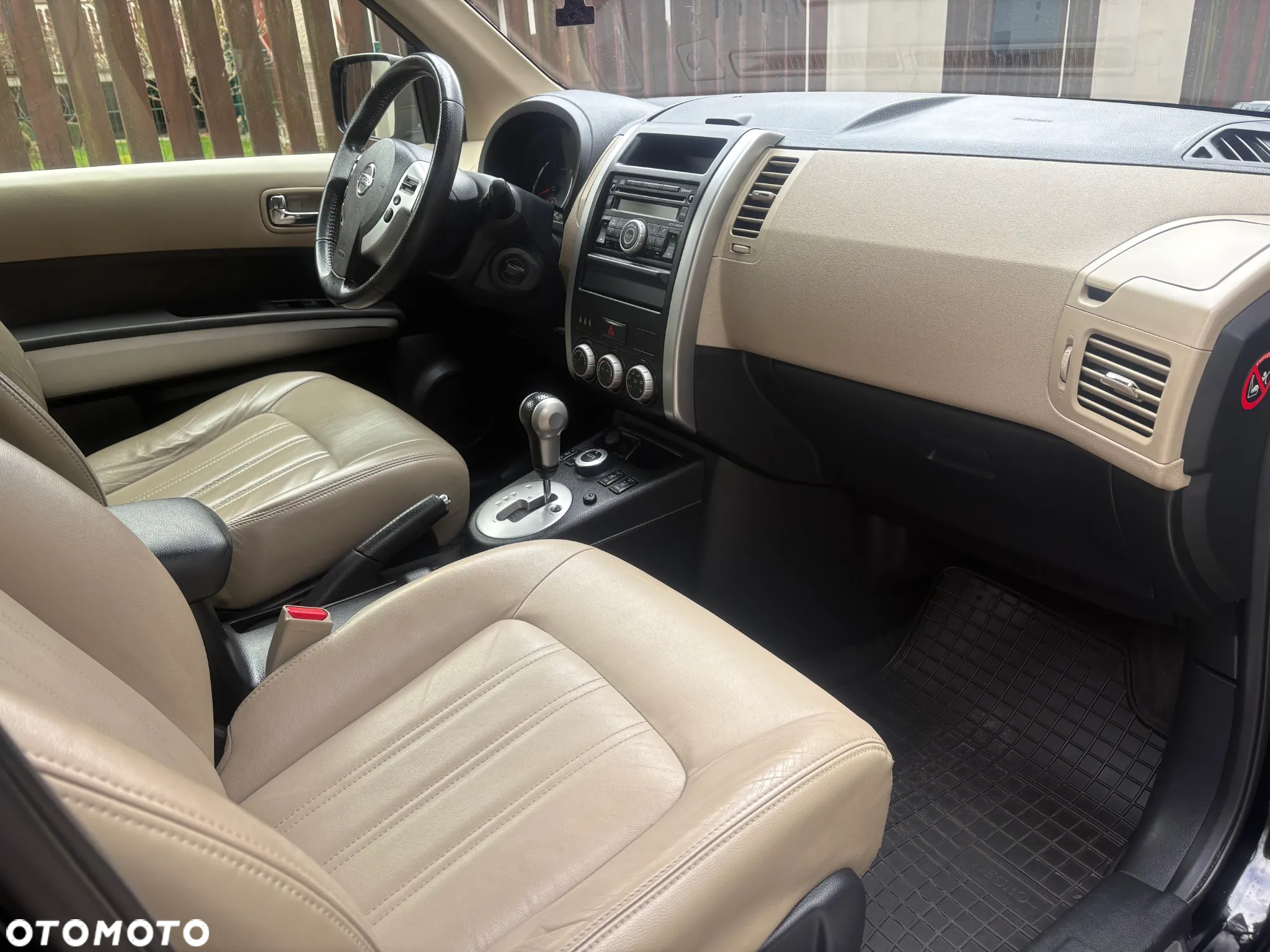 Nissan X-Trail 2.0 dCi LE Platinum - 4