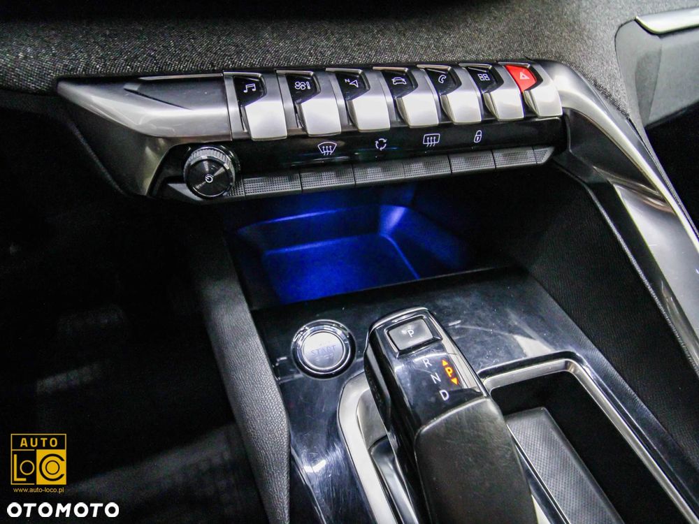 Peugeot 5008 1.6 PureTech Allure S&S EAT8 - 30