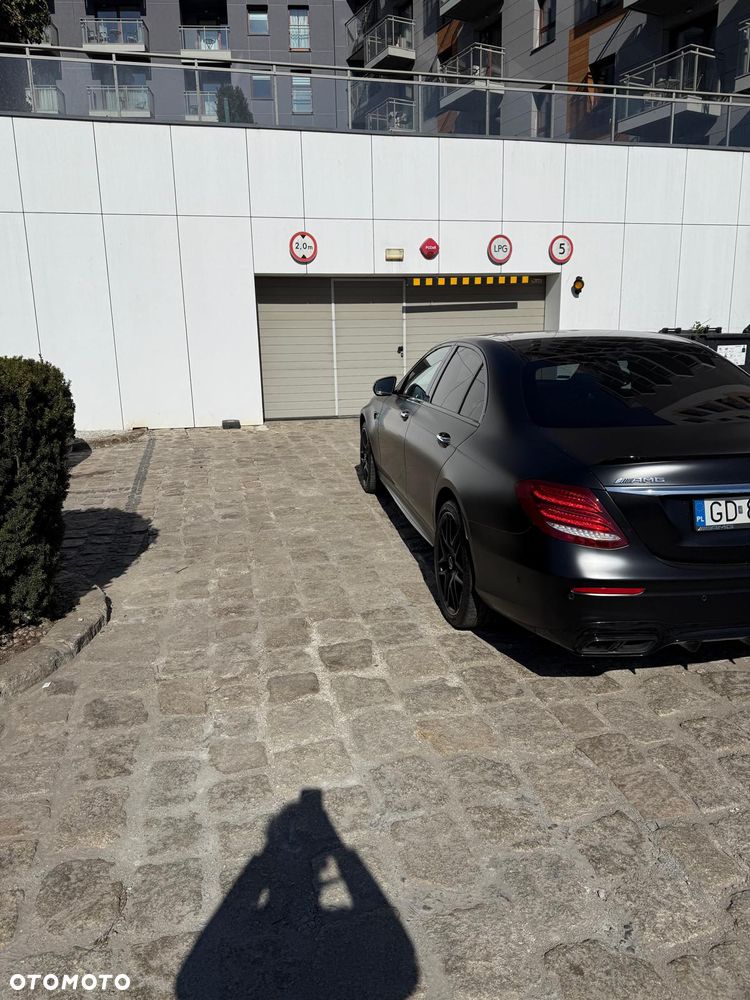 Mercedes-Benz Klasa E AMG 63 S 4-Matic+ - 6