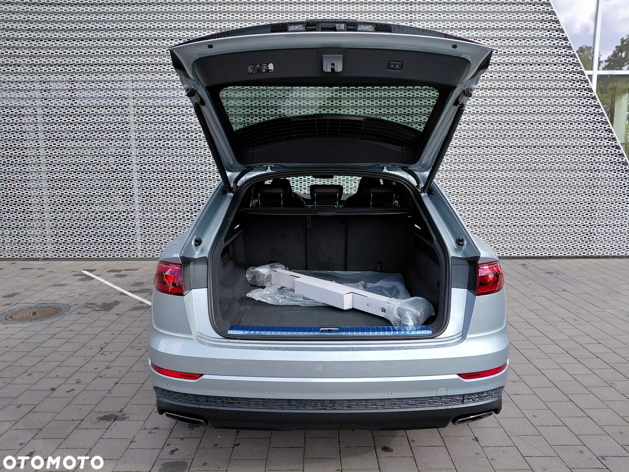 Audi Q8 - 9