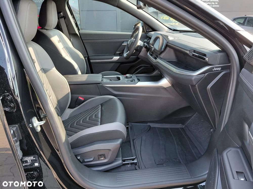 Jeep Compass 1.2 T3 mHEV Summit FWD DCT - 18