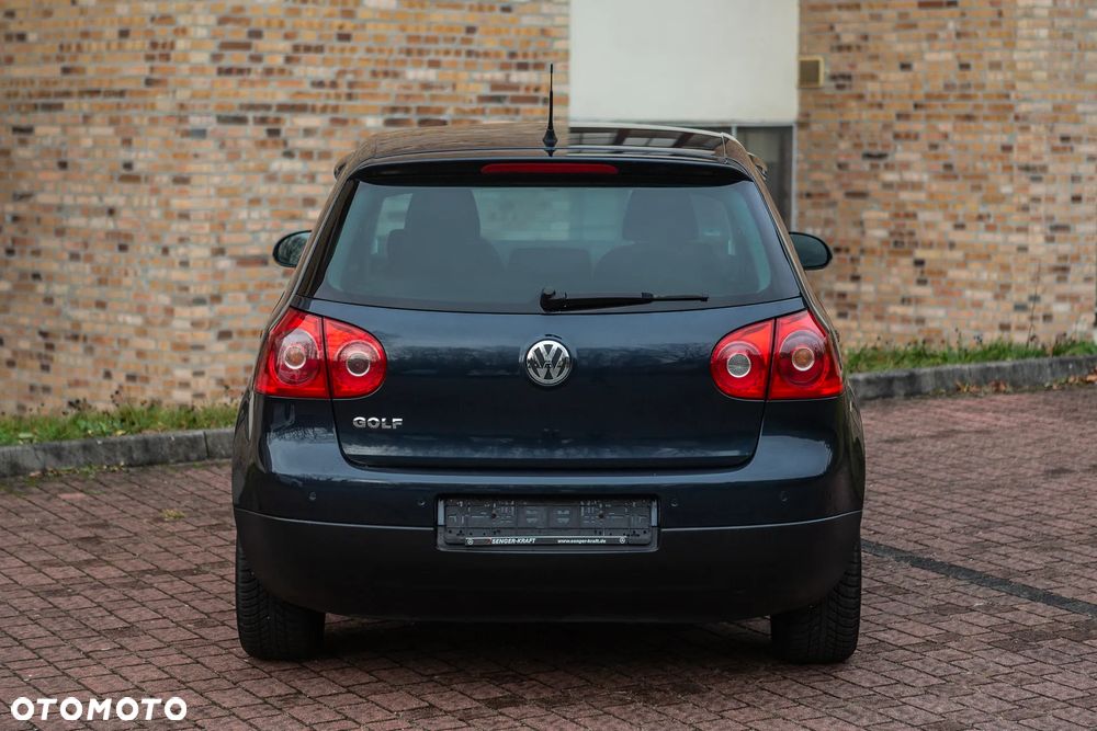 Volkswagen Golf - 19