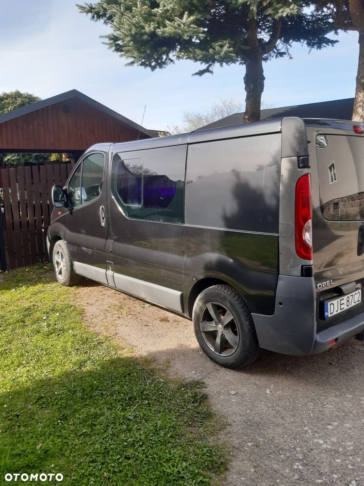 Opel Vivaro - 2