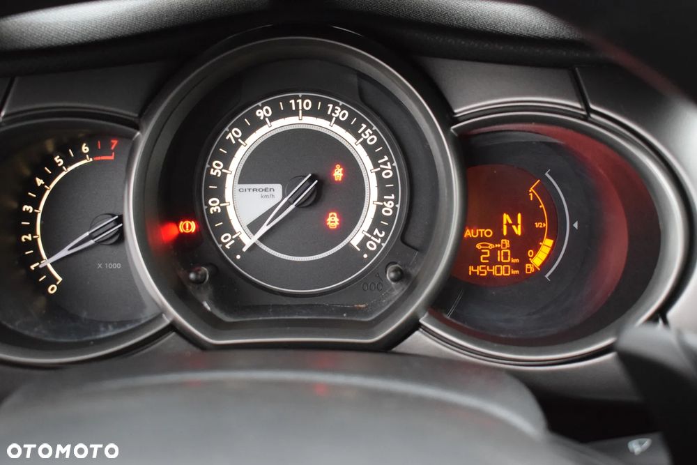 Citroën C3 Pure e-Tech VTi 82 ETG Tendance - 17