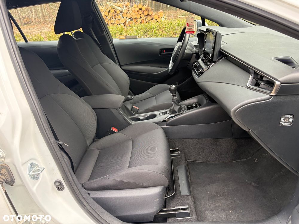 Toyota Corolla - 25
