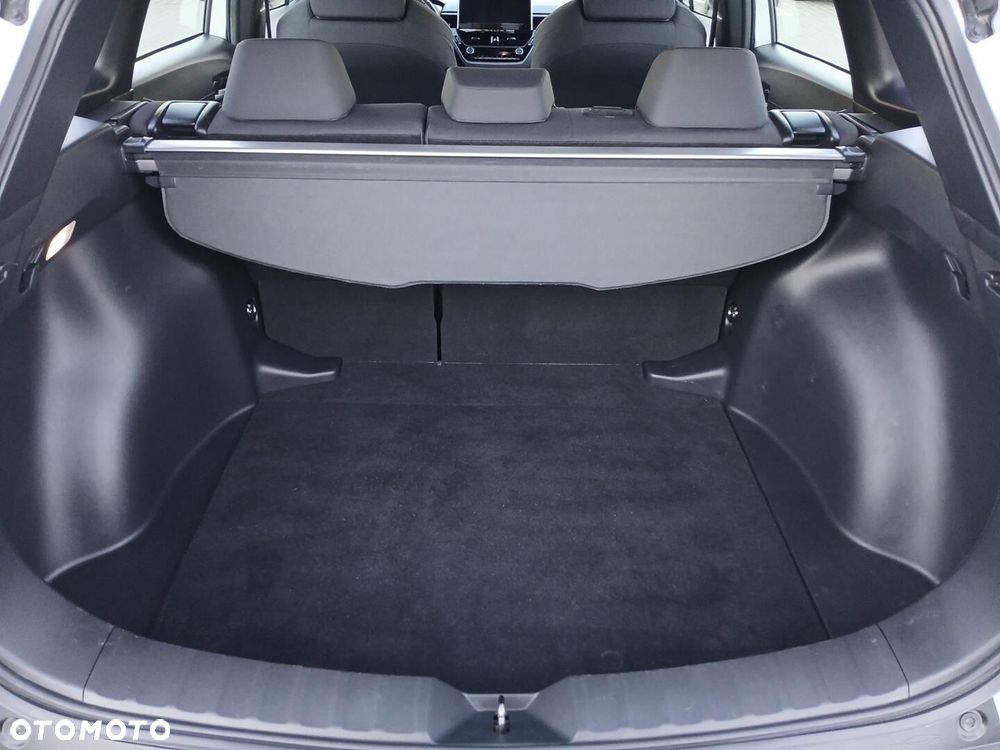 Toyota Corolla Cross - 13