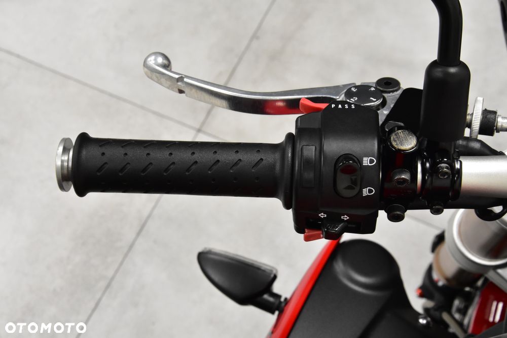 Triumph Speed Triple - 22