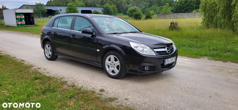 Opel Signum 1.9 CDTI Elegance - 1