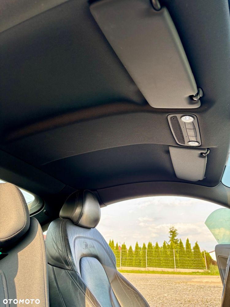 Audi TT Coupé 2.0 TDI quattro - 13