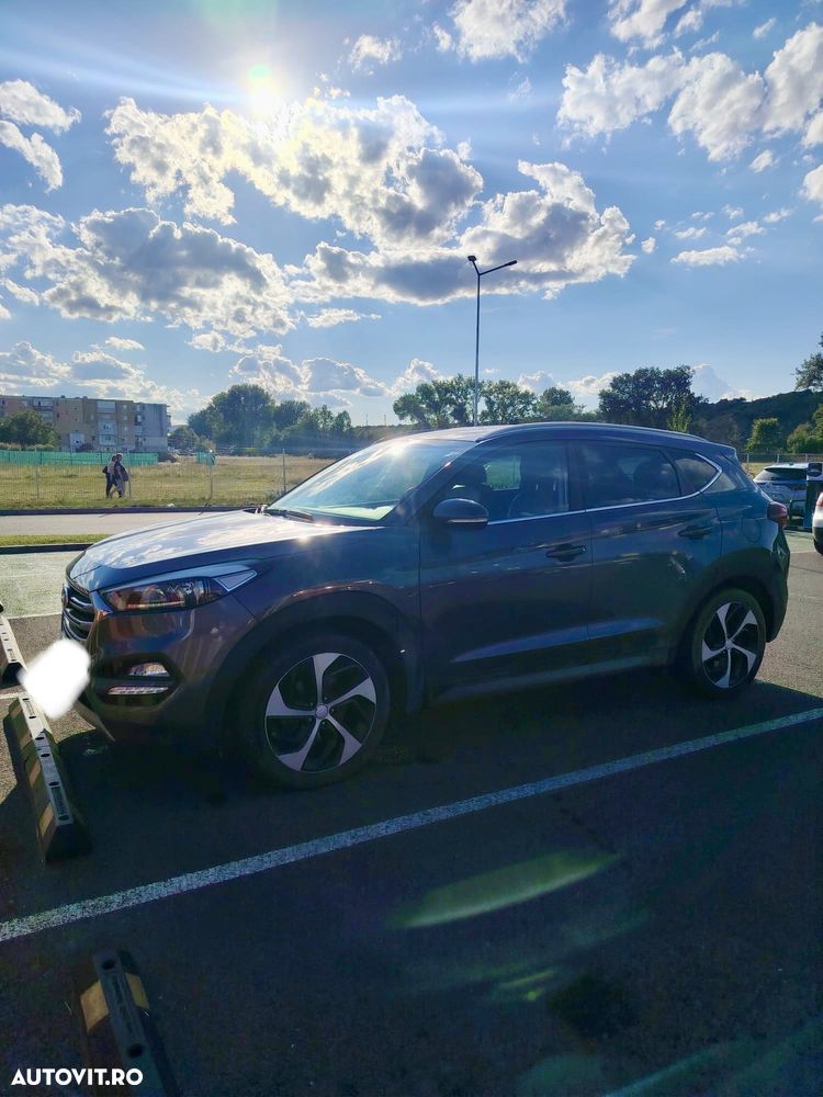 Hyundai Tucson 2.0 CRDI 4WD Automatik Style - 4