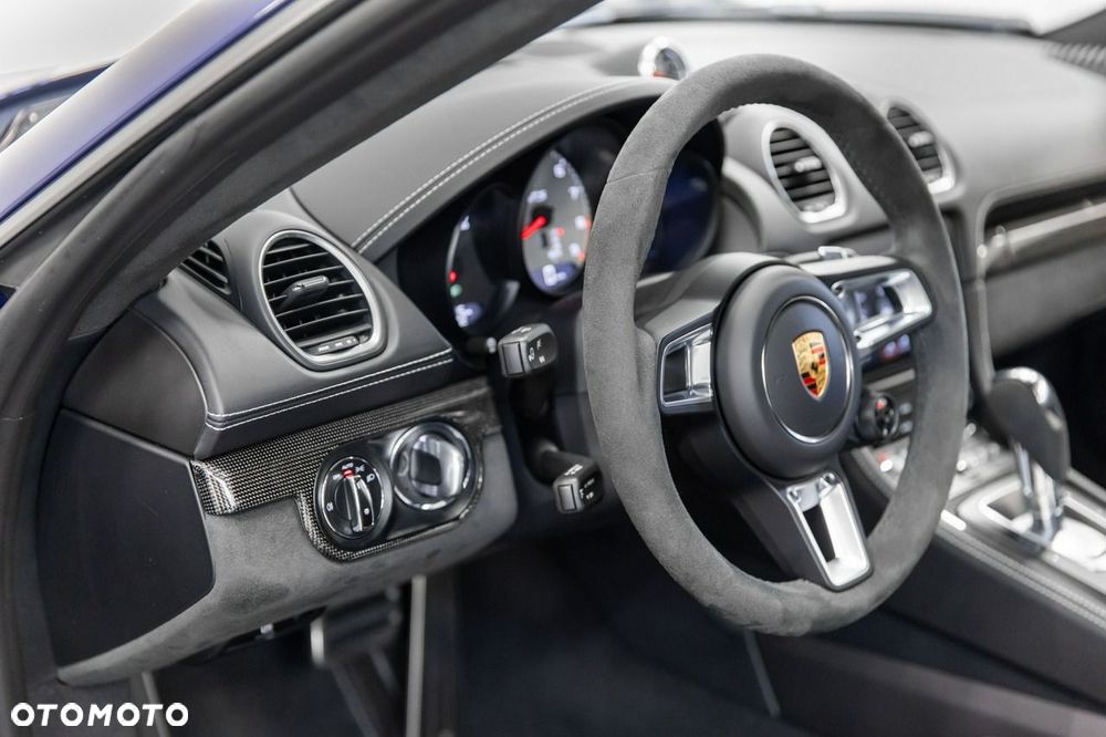 Porsche 718 Cayman GTS 4.0 PDK - 30