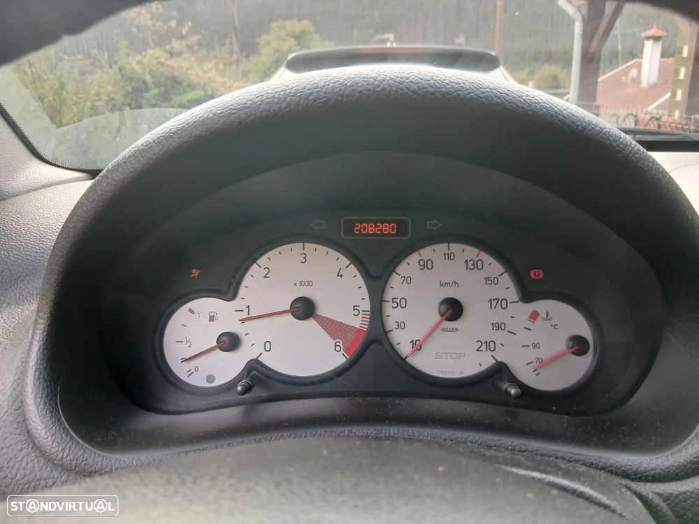 Peugeot 206 1.6 HDi XS - 8