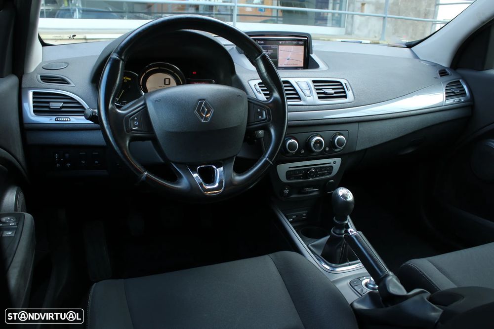 Renault Mégane Sport Tourer 1.5 dCi Limited SS - 4