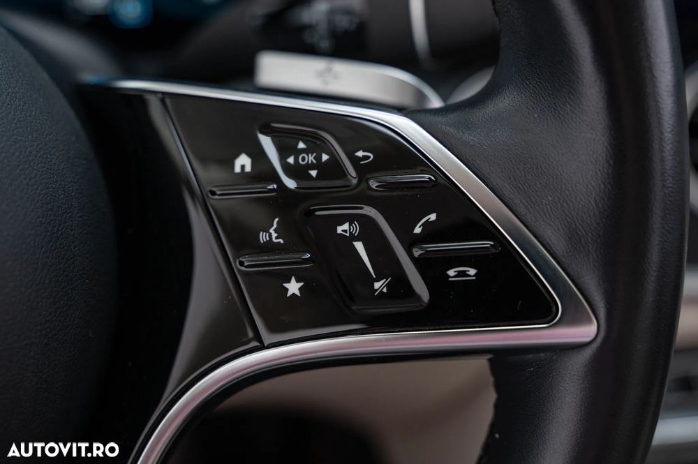 Mercedes-Benz E 300 9G-TRONIC Exclusive - 22
