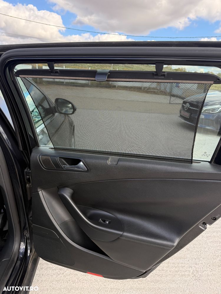 Volkswagen Passat Variant 2.0 TDI Highline DPF - 10