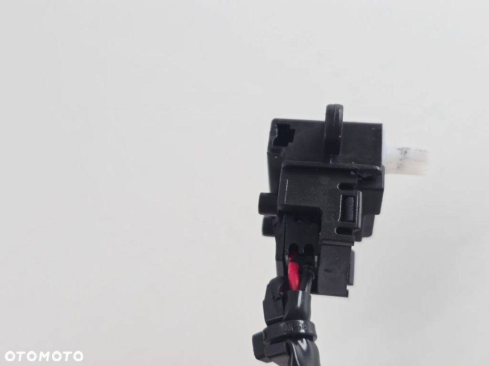 CZUJNIK   TRIUMPH SCRAMBLER 400 SPEED - 8