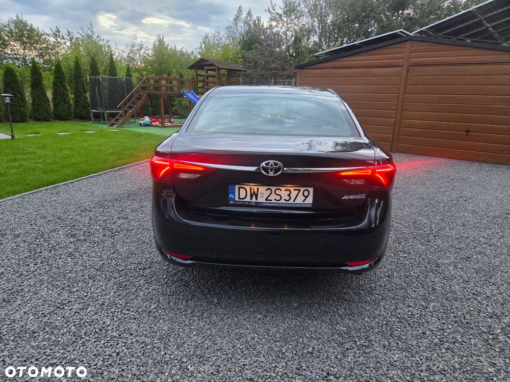 Toyota Avensis 2.0 Premium MS - 14