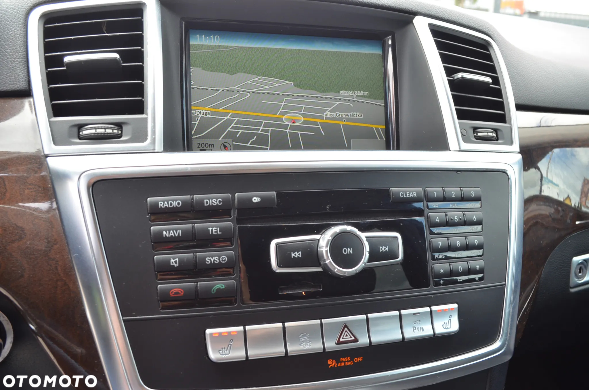 Mercedes-Benz GL - 13