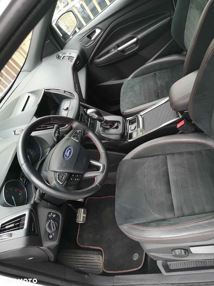 Ford Kuga 1.5 EcoBoost AWD ST-Line ASS - 17