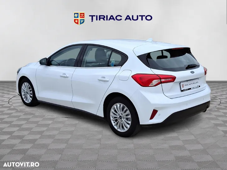 Ford Focus 1.5 TDCi Powershift Titanium - 4