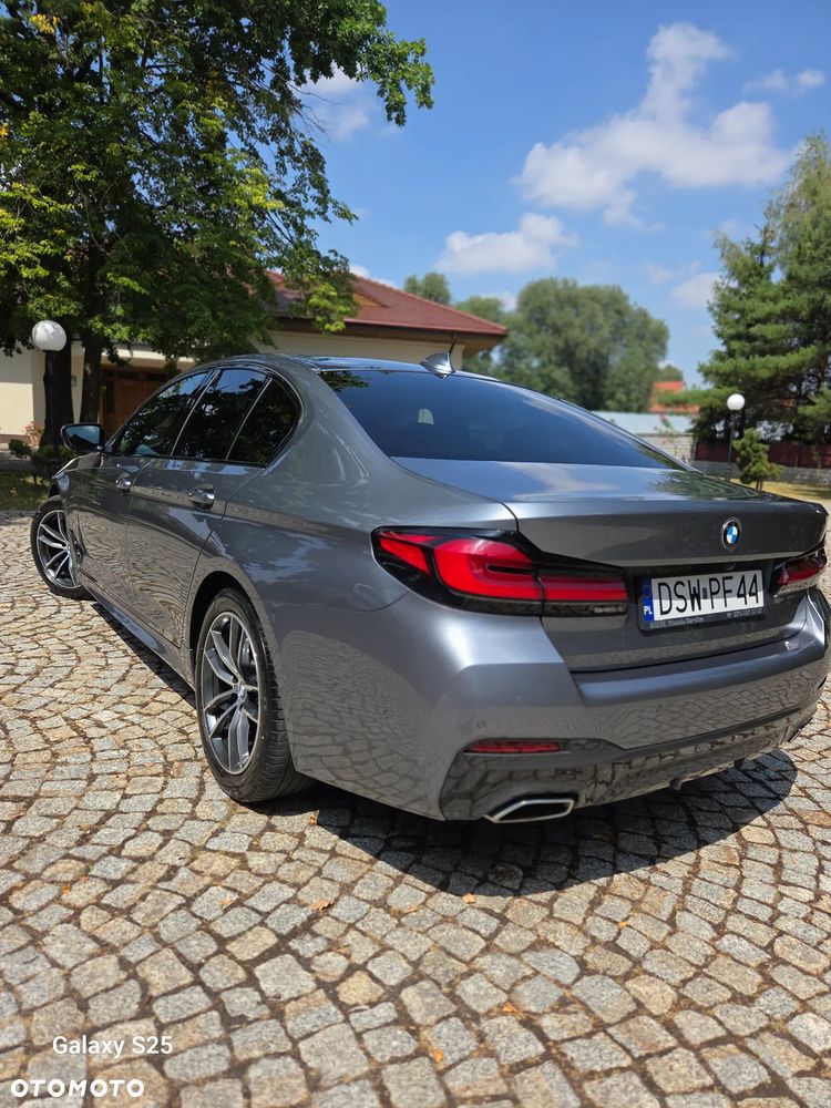 BMW Seria 5 520d M Sport sport - 4