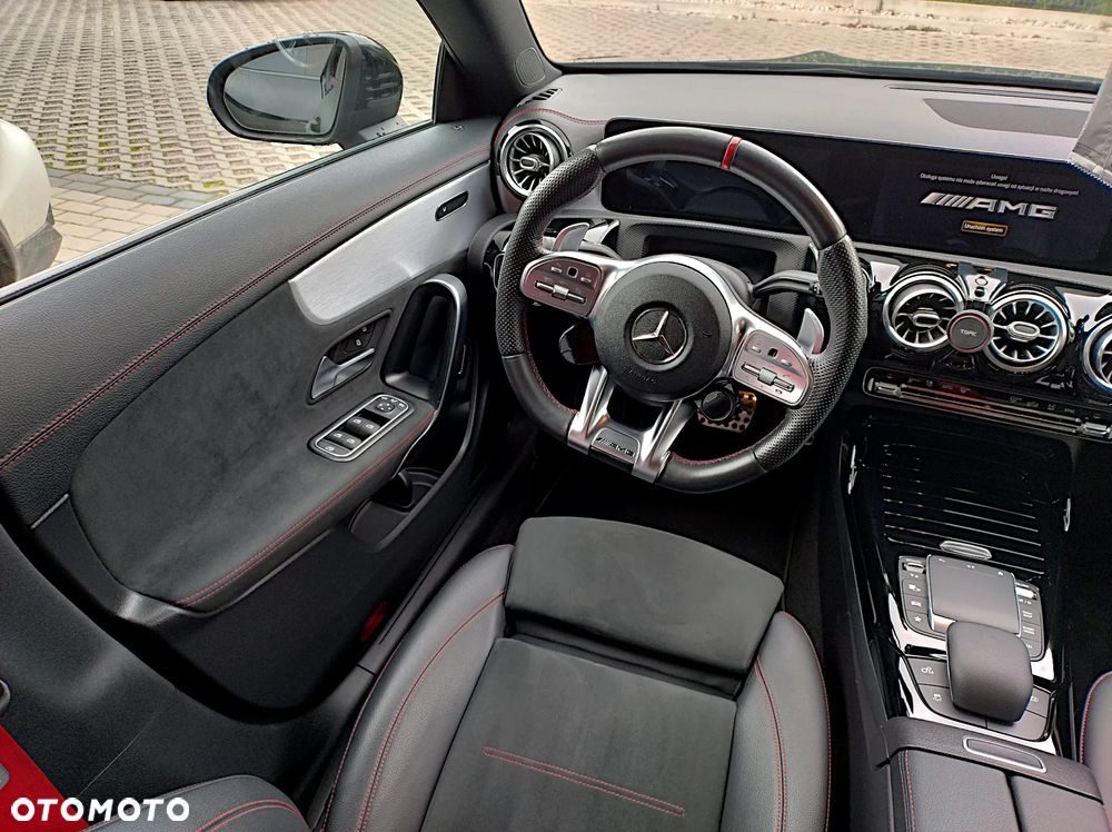 Mercedes-Benz CLA AMG 45 S 4-Matic 8G-DCT - 33