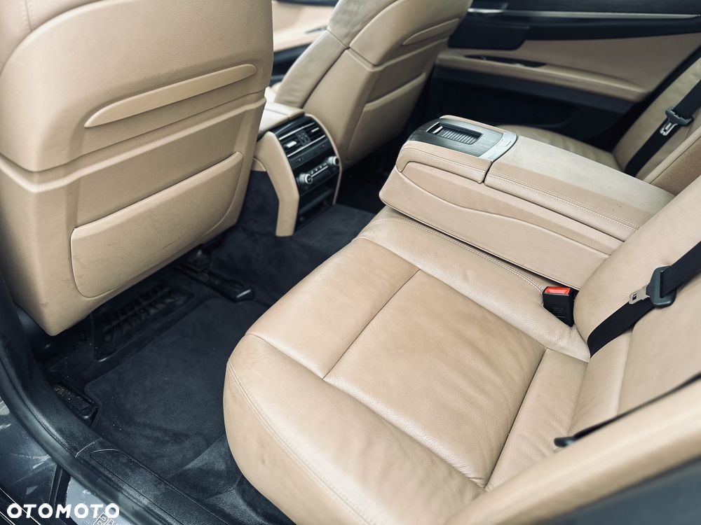 BMW Seria 7 730d - 9