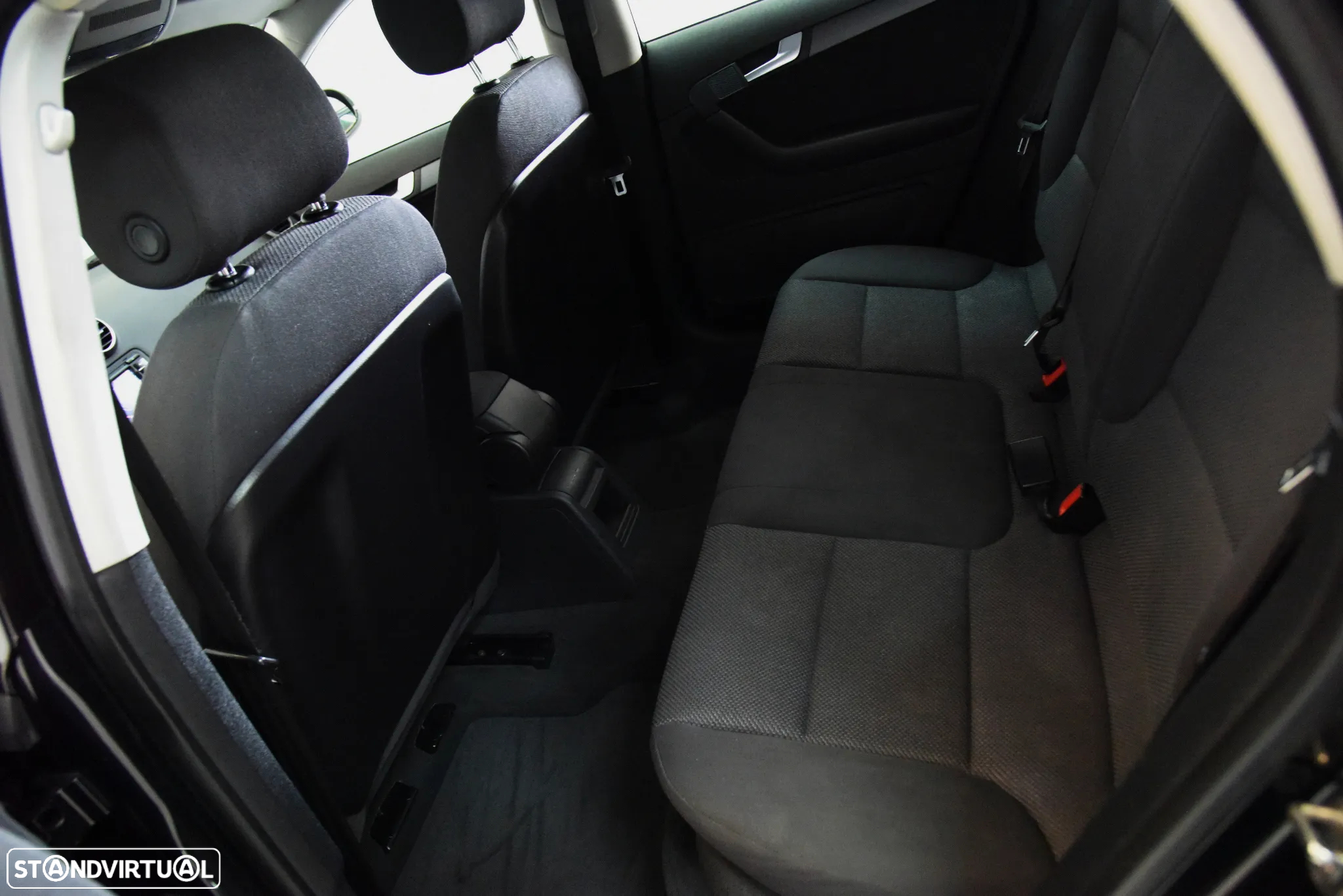 Audi A3 Sportback 1.6 TDI Attraction Special Edition - 25