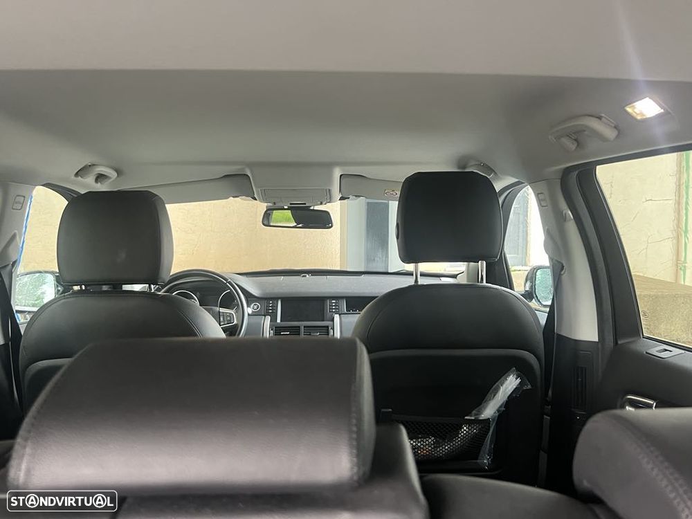 Land Rover Discovery Sport - 9