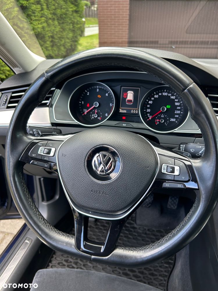 Volkswagen Passat 2.0 TDI BMT Highline DSG - 18